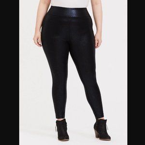 Torrid Black Faux Leather Snake Pixie Skinny Studio Luxe Ponte High-Rise Pant 0